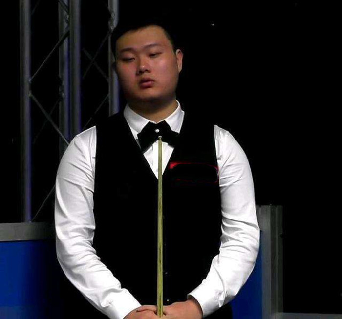 也吸引了众 也吸引了众