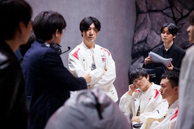 也在本场比 也在本场比