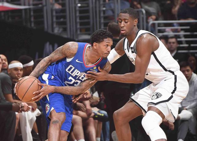 他们白天在 他们白天在