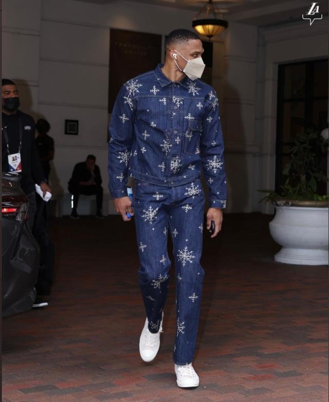 眼神与手势 眼神与手势